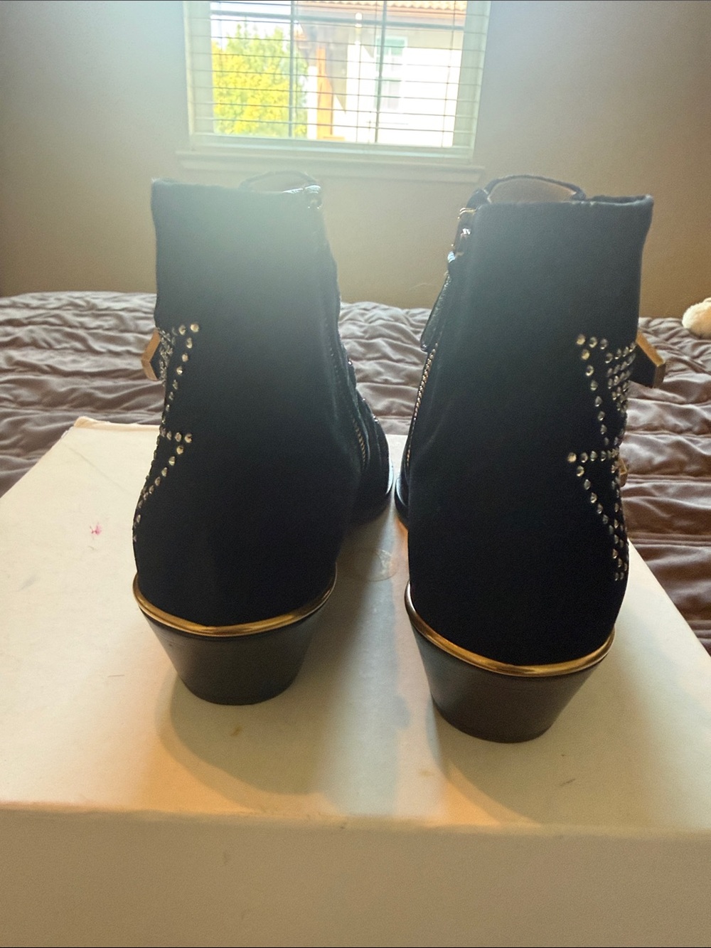 Authentic Chloe Suzanna Black Studded Suede Ankle Boots size 37.5 women’s 7.5 - Picture 6 of 16